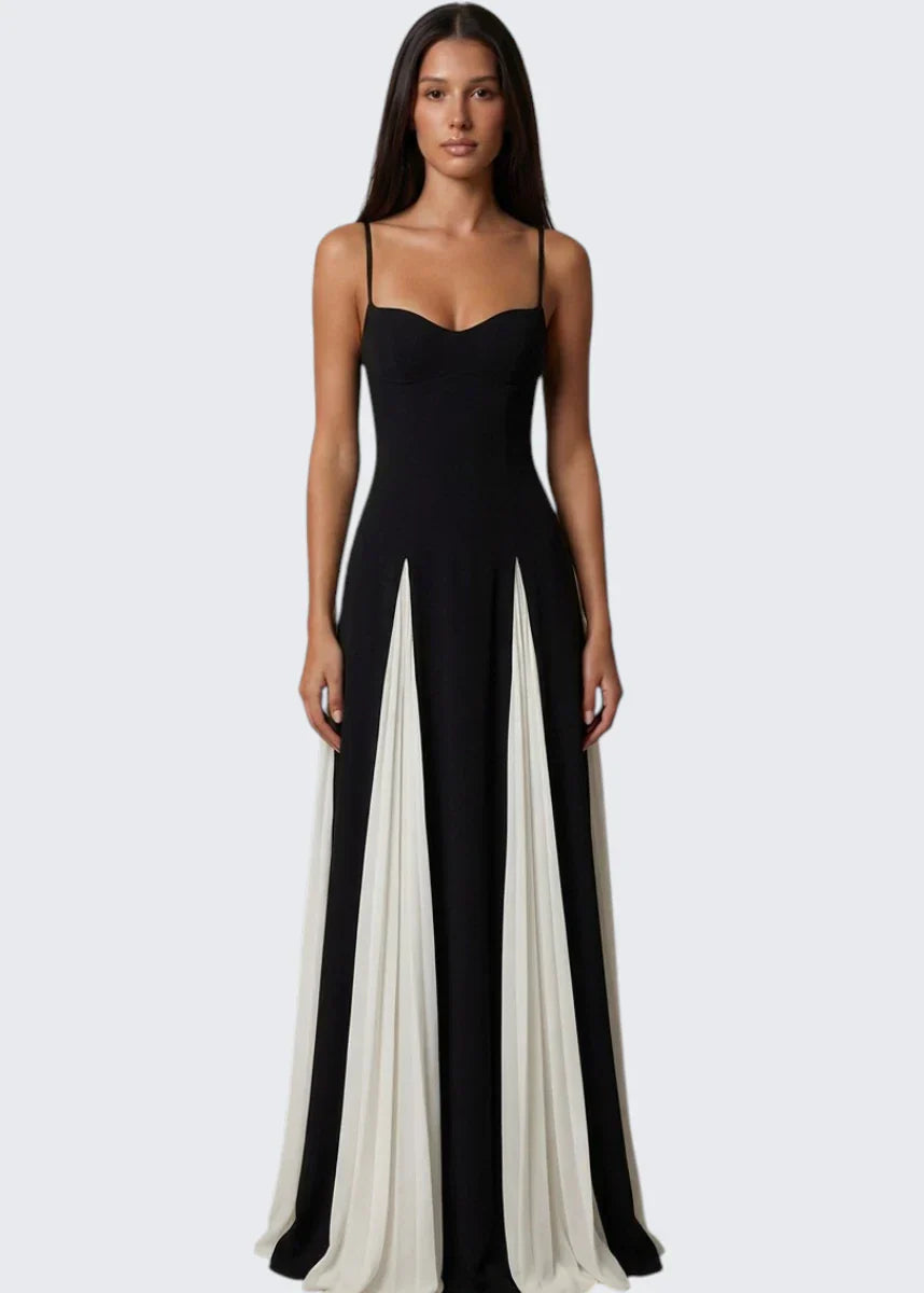 Carli | Sweetheart Neck Pleated Maxi Dress